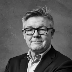 Fox Tucker, Digital Marketing Director, Top Digital Strategy Voice on LinkedIn